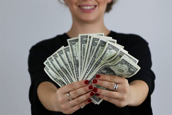 Earn on views